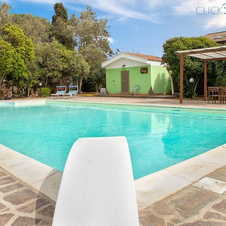Villa Melograno With Exclusive Swimming Pool Surrounded By Greenery Campanedda Exterior foto